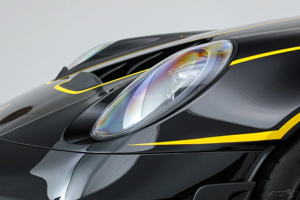 2025 Porsche 992 GT3 RS - Image 15 of 21
