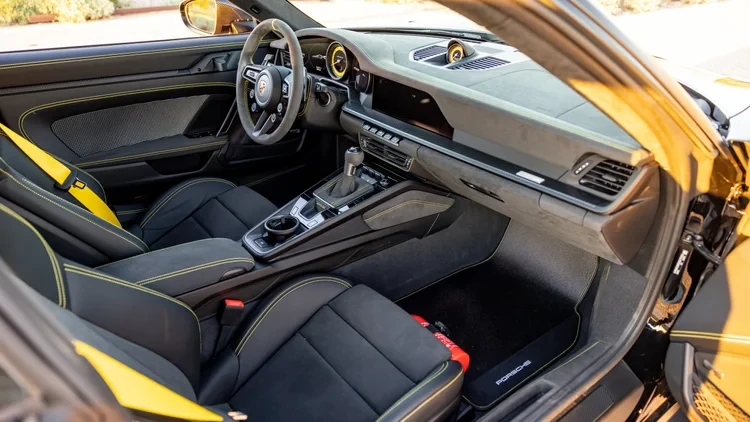 2025 Porsche 992 GT3 RS - Image 15 of 21