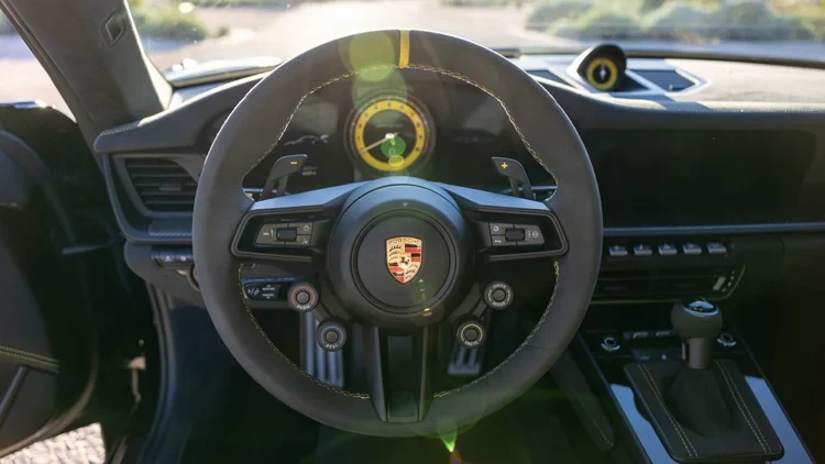 2025 Porsche 992 GT3 RS - Image 18 of 21