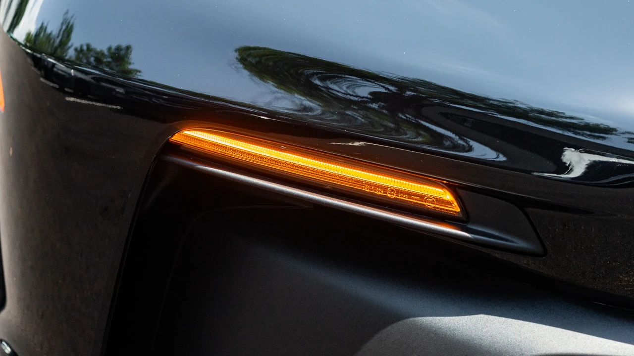 2025 Porsche 992 GT3 RS - Image 16 of 31