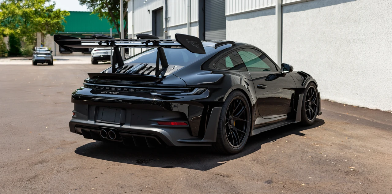 2025 Porsche 992 GT3 RS - Image 7 of 31