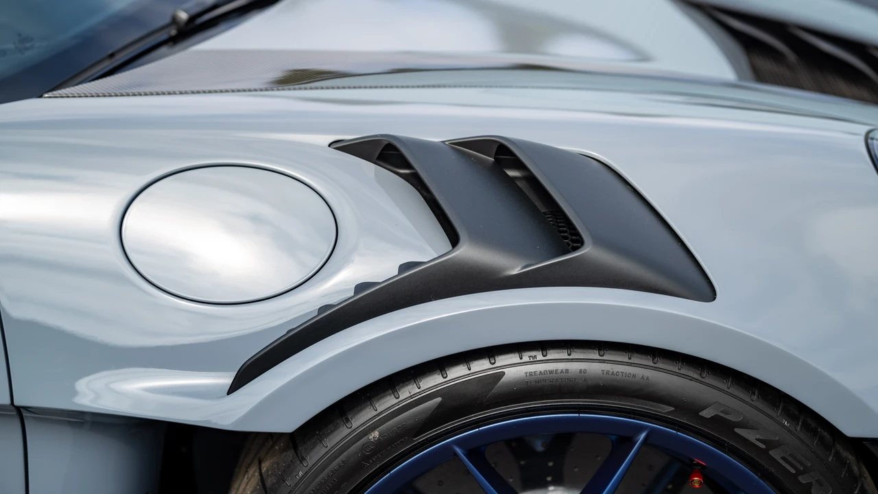 2025 Porsche 992 GT3 RS - Image 27 of 31