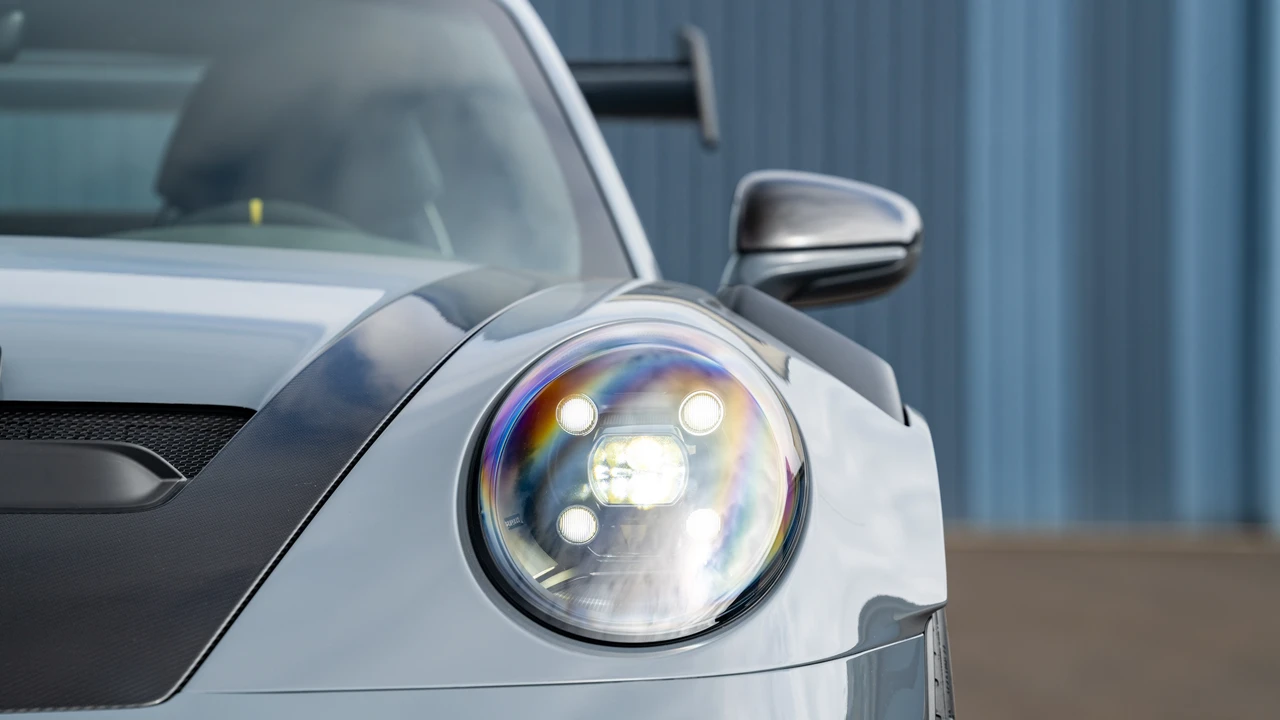 2025 Porsche 992 GT3 RS - Image 12 of 31