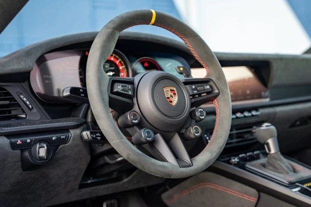 2025 Porsche 992 GT3 RS - Image 5 of 8