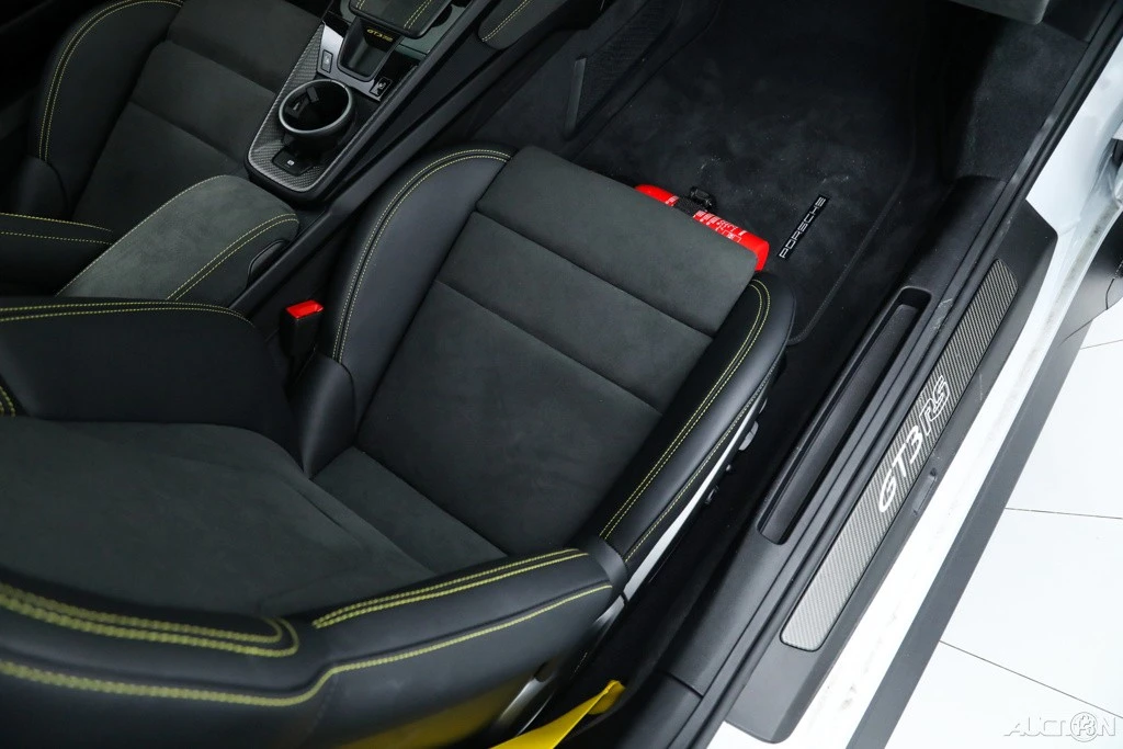 2025 Porsche 992 GT3 RS - Image 21 of 21