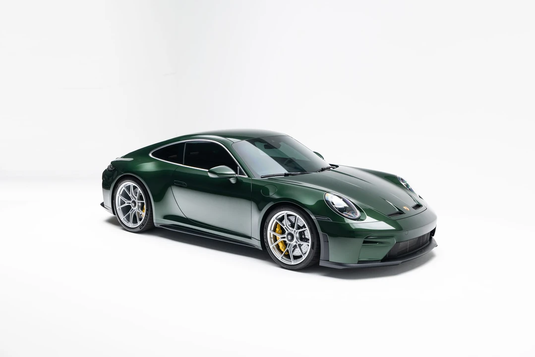 2025 Porsche 992 GT3 Touring - Image 8 of 31