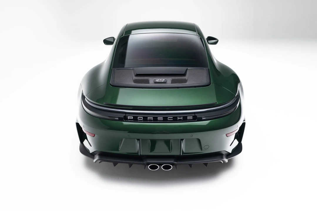 2025 Porsche 992 GT3 Touring - Image 20 of 31