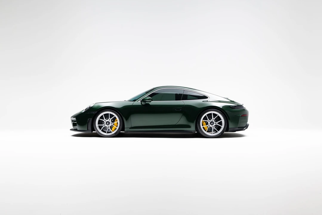 2025 Porsche 992 GT3 Touring - Image 30 of 31