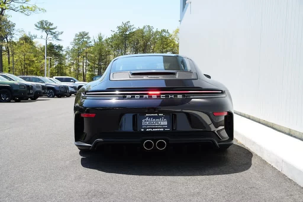 2025 Porsche 992 GT3 Touring - Image 10 of 31