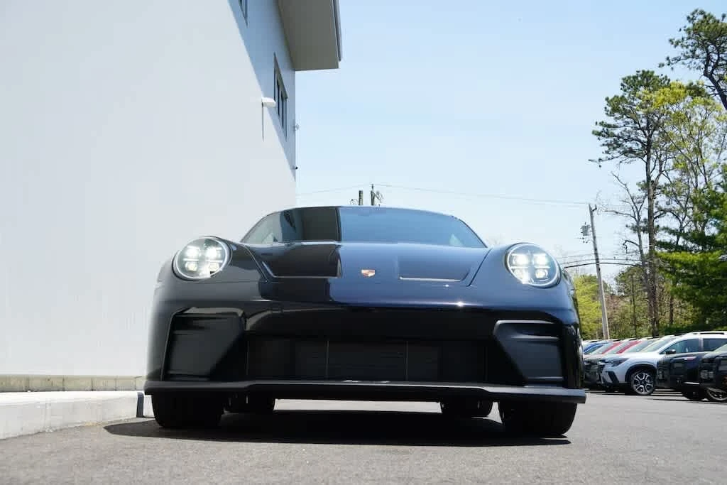 2025 Porsche 992 GT3 Touring - Image 4 of 31