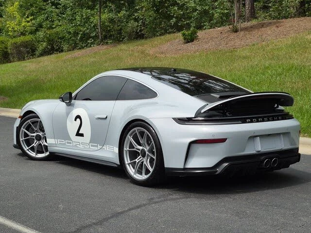 2025 Porsche 992 GT3 Touring - Image 3 of 31