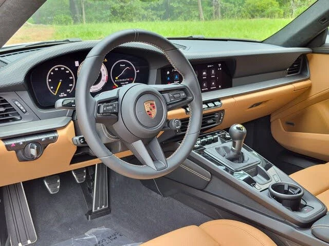 2025 Porsche 992 GT3 Touring - Image 4 of 31