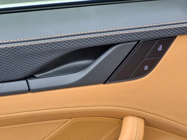 2025 Porsche 992 GT3 Touring - Image 22 of 31