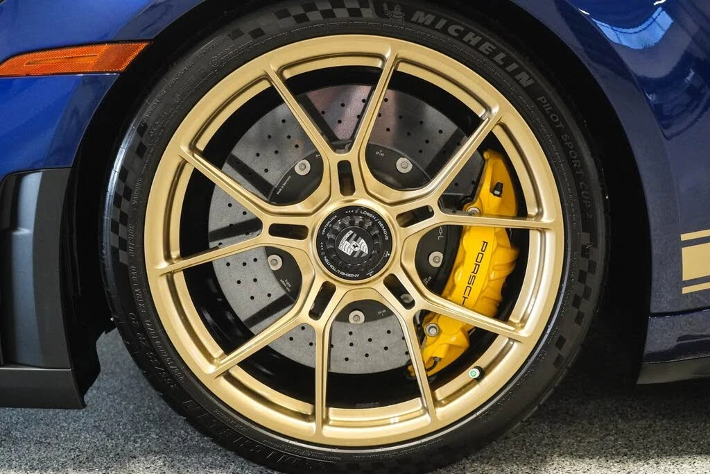 2025 Porsche 992 GT3 Touring - Image 10 of 31