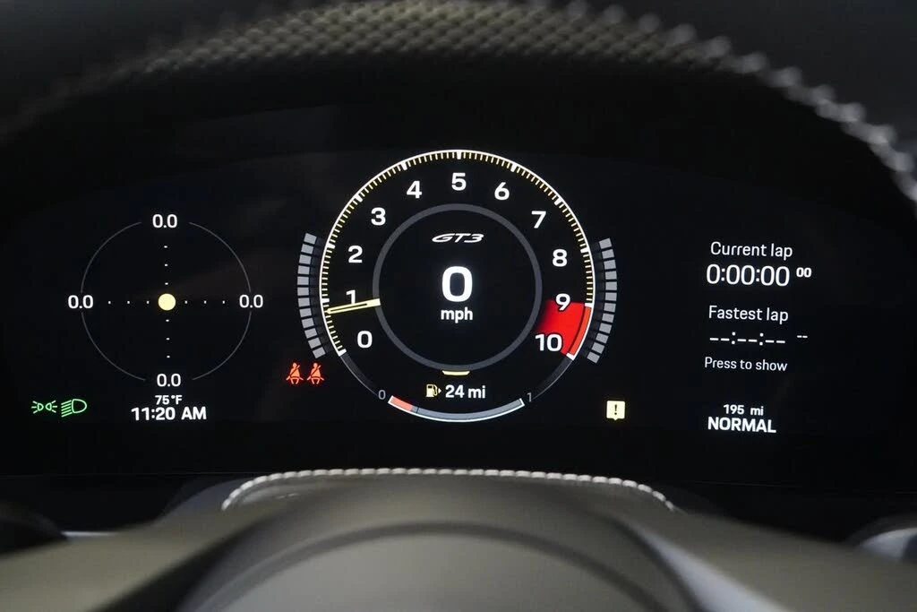 2025 Porsche 992 GT3 Touring - Image 21 of 31