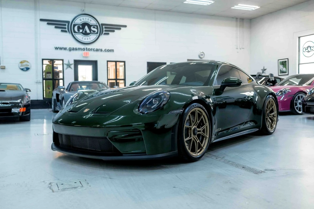 2025 Porsche 992 GT3 - Image 4 of 12