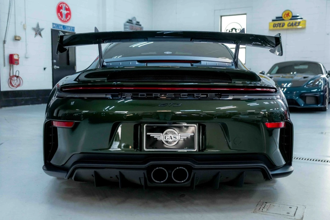 2025 Porsche 992 GT3 - Image 9 of 12