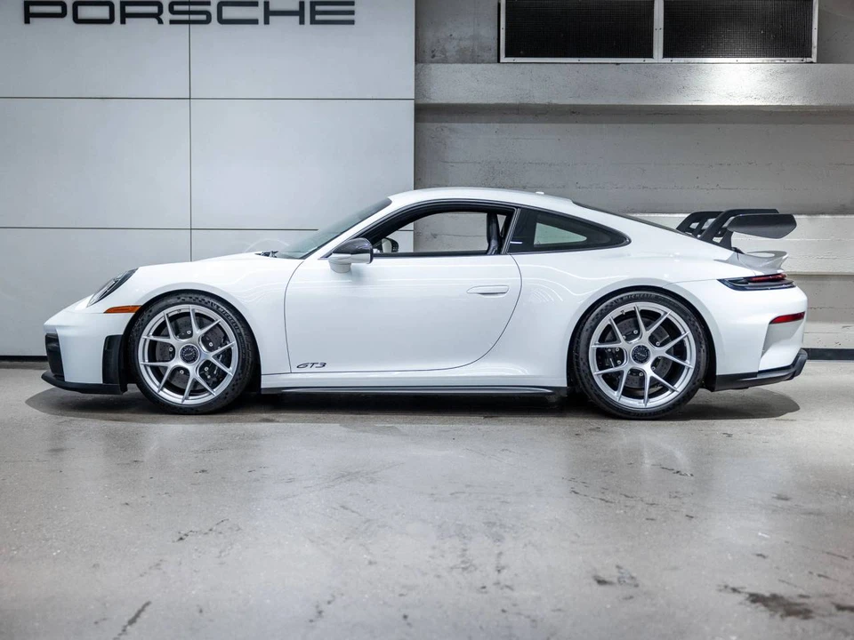 2025 Porsche 992 GT3 - Image 2 of 5