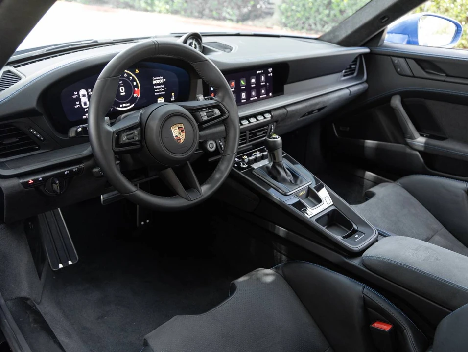 2025 Porsche 992 GT3 - Image 4 of 5