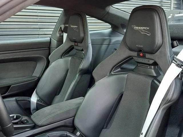 2025 Porsche 992 GT3 - Image 5 of 5