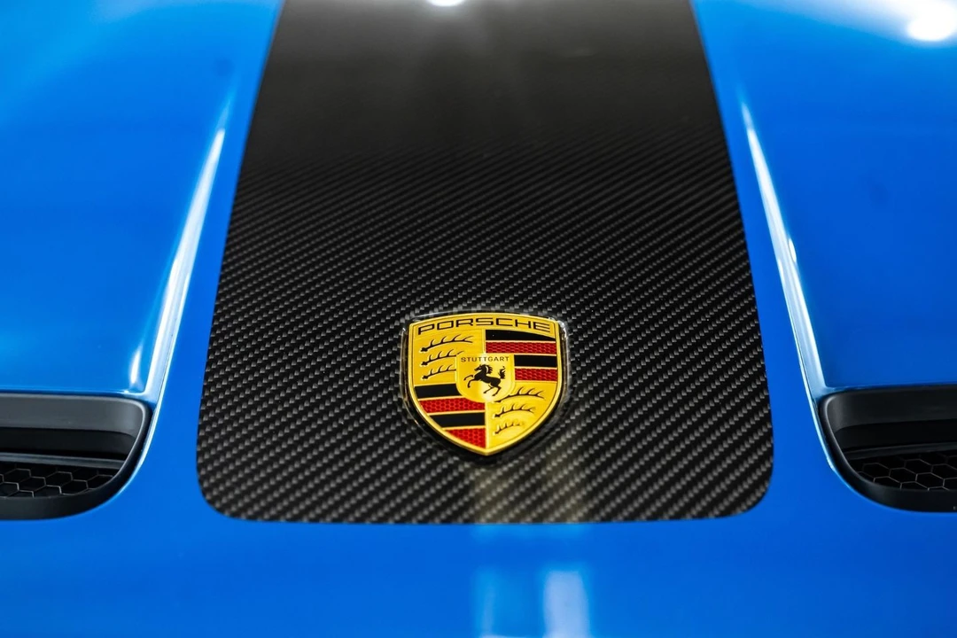 2025 Porsche 992 GT3 - Image 27 of 31