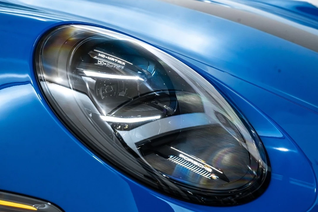 2025 Porsche 992 GT3 - Image 25 of 31