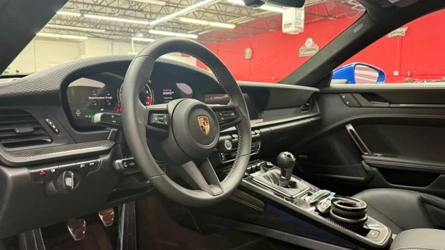 2025 Porsche 992 GT3 - Image 3 of 21