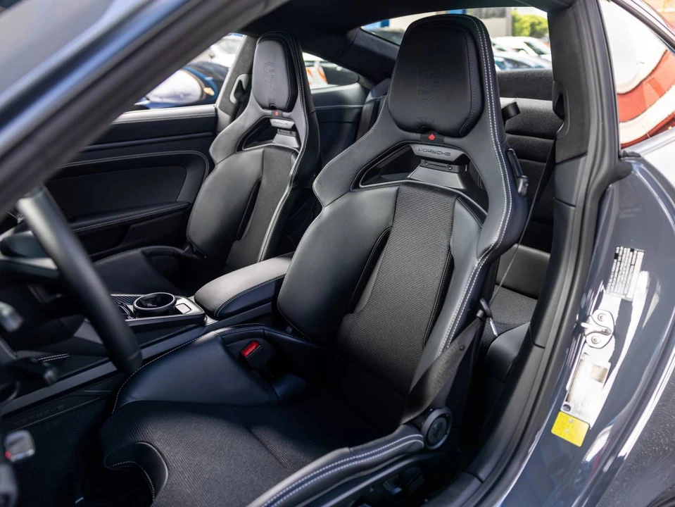2025 Porsche 992 GT3 Touring - Image 5 of 5