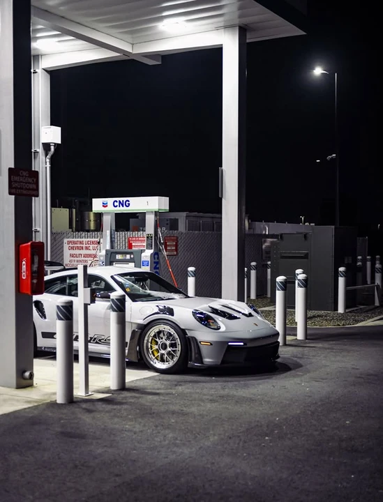 2025 Porsche 992 GT3 RS - Image 6 of 18