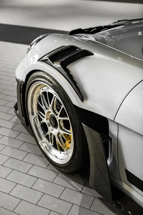 2025 Porsche 992 GT3 RS - Image 12 of 18
