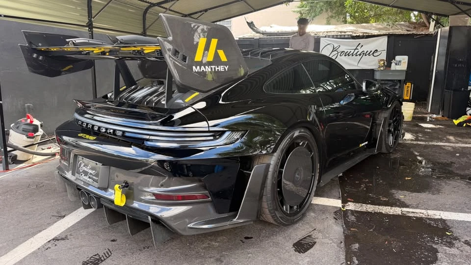 2025 Porsche 992 GT3 RS - Image 9 of 13