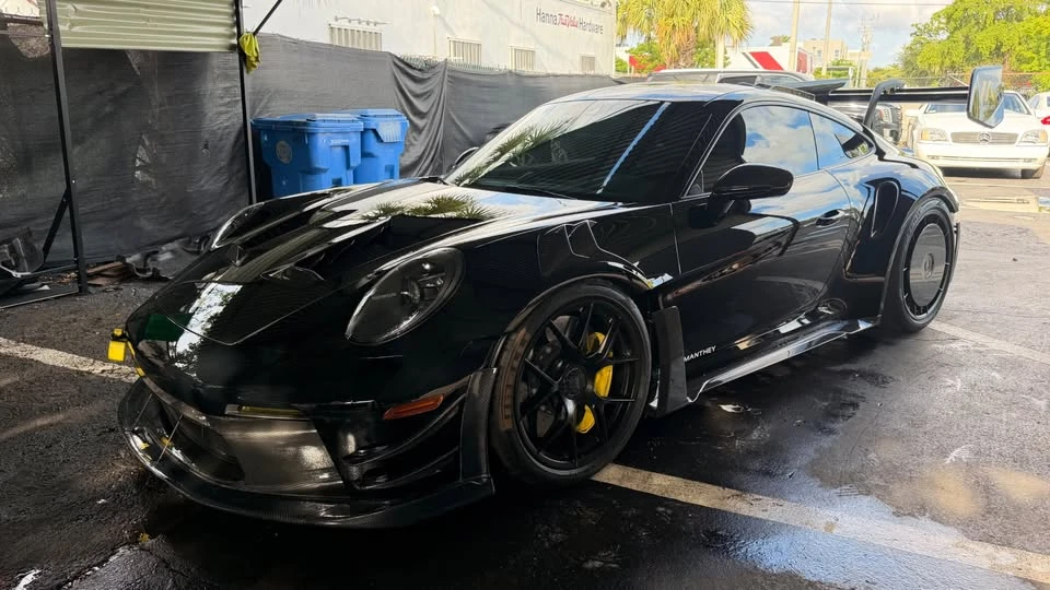 2025 Porsche 992 GT3 RS - Image 5 of 13