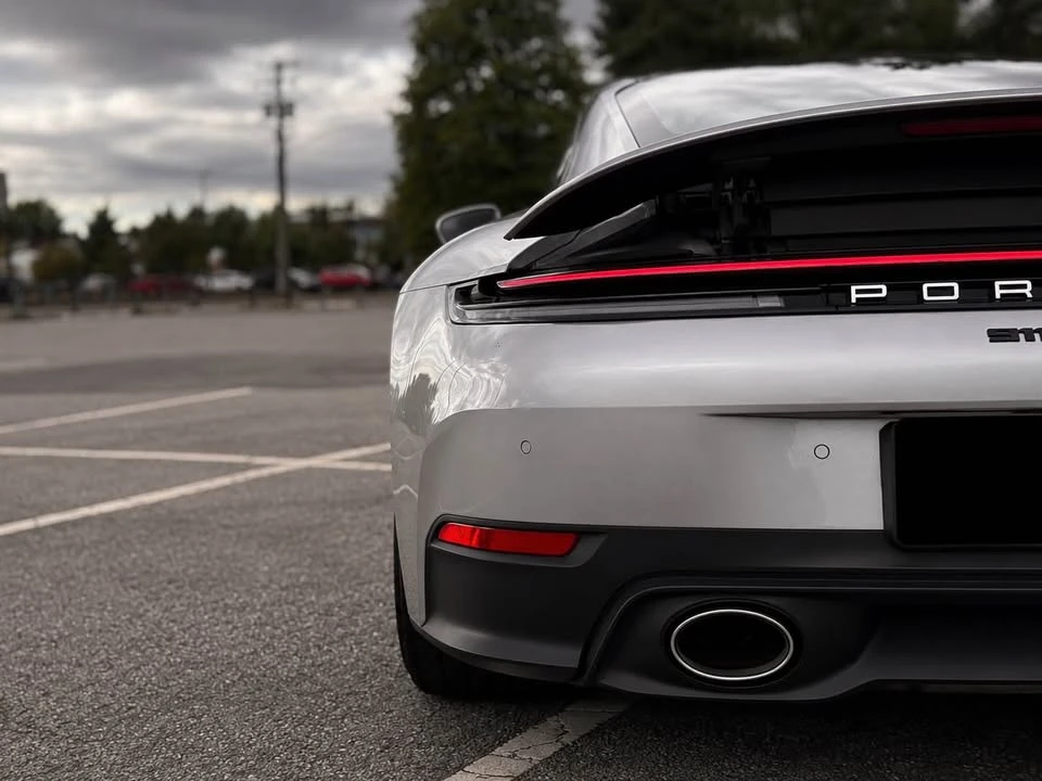 2025 Porsche 992 Carrera - Image 4 of 19
