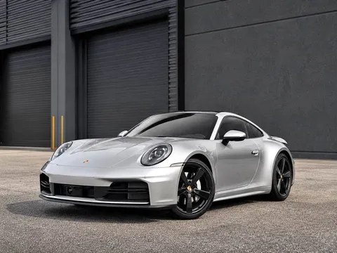 2025 Porsche 911 Carrera
