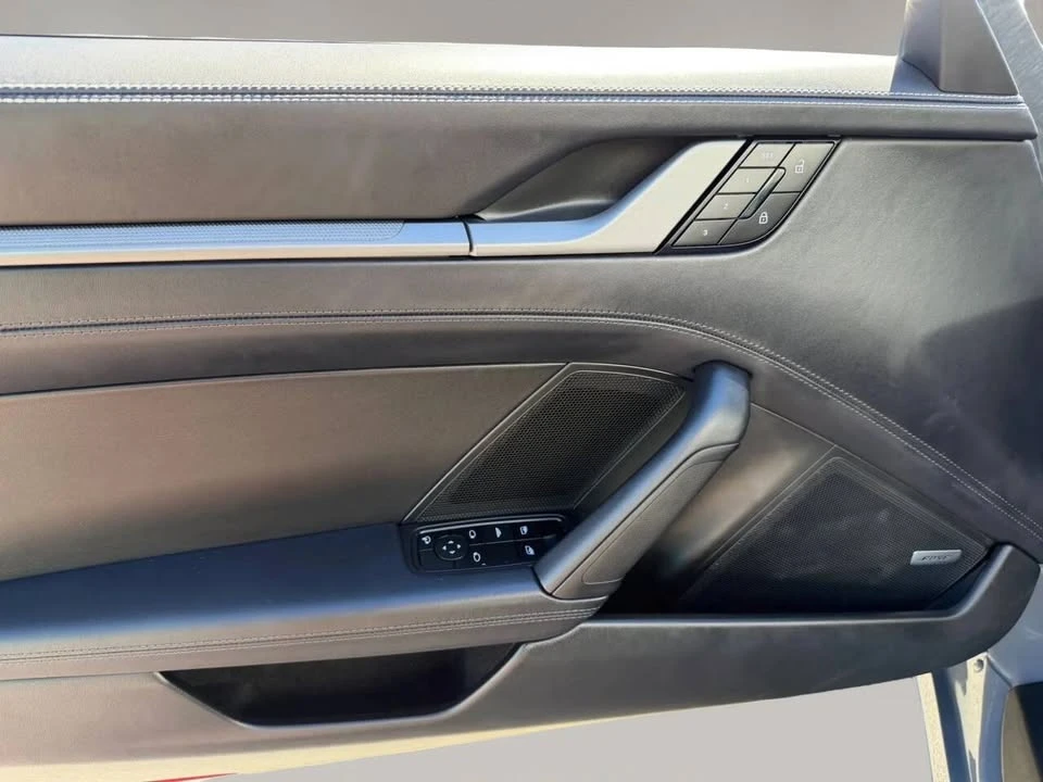2025 Porsche 992 Carrera - Image 8 of 14