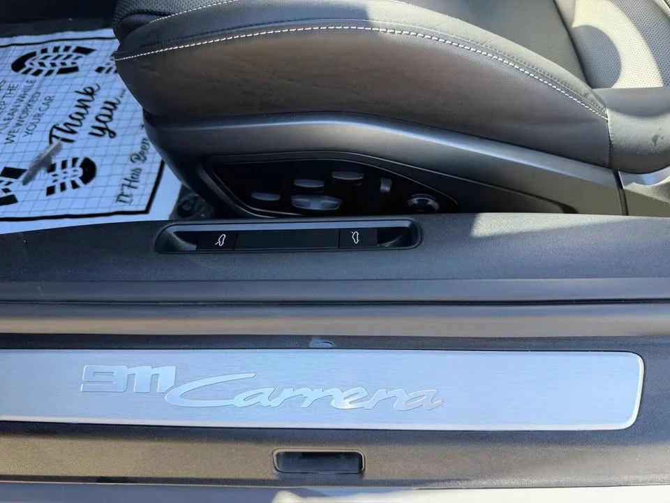 2025 Porsche 992 Carrera - Image 10 of 14