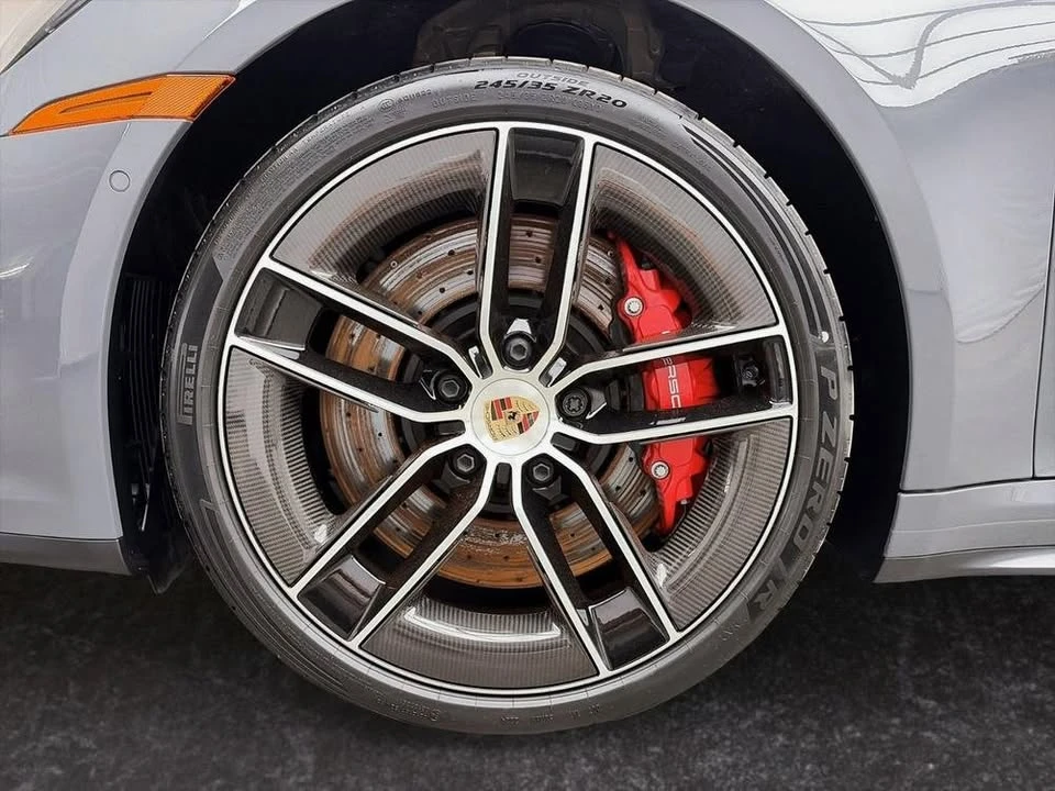 2025 Porsche 992 Carrera - Image 9 of 10