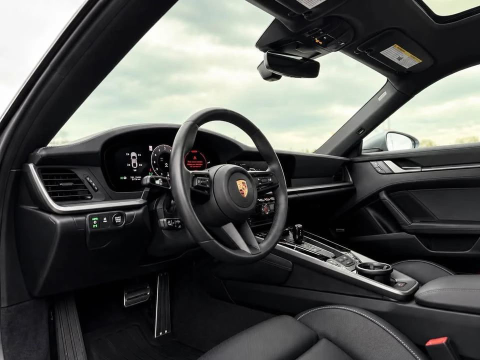 2025 Porsche 992 Carrera - Image 17 of 19