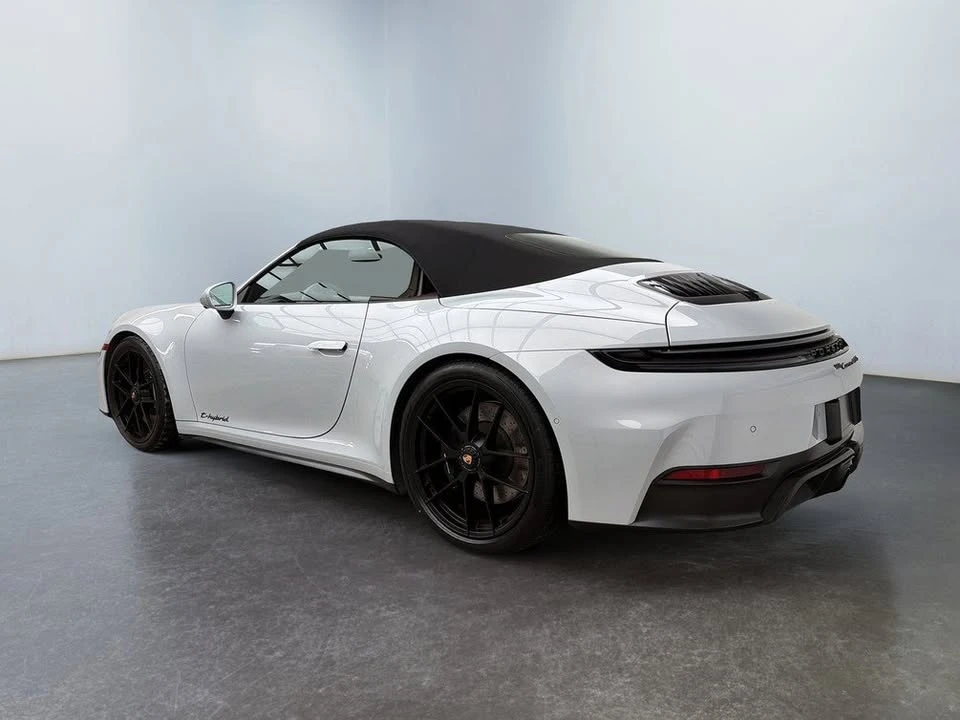 2025 Porsche 992 Carrera - Image 6 of 10