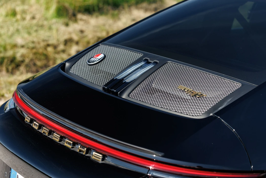 2025 Porsche 992 S/T - Image 18 of 31