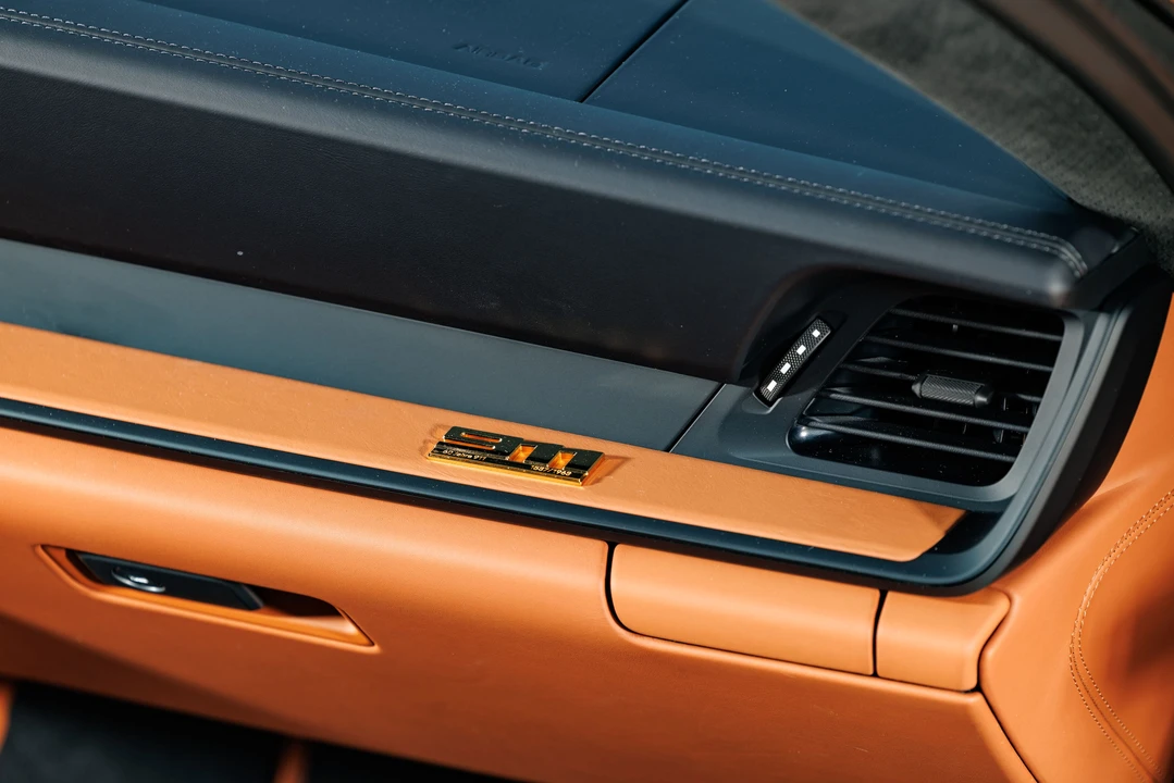 2025 Porsche 992 S/T - Image 10 of 31