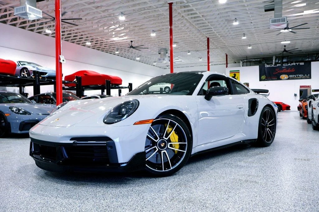 2025 Porsche - Image 3 of 12