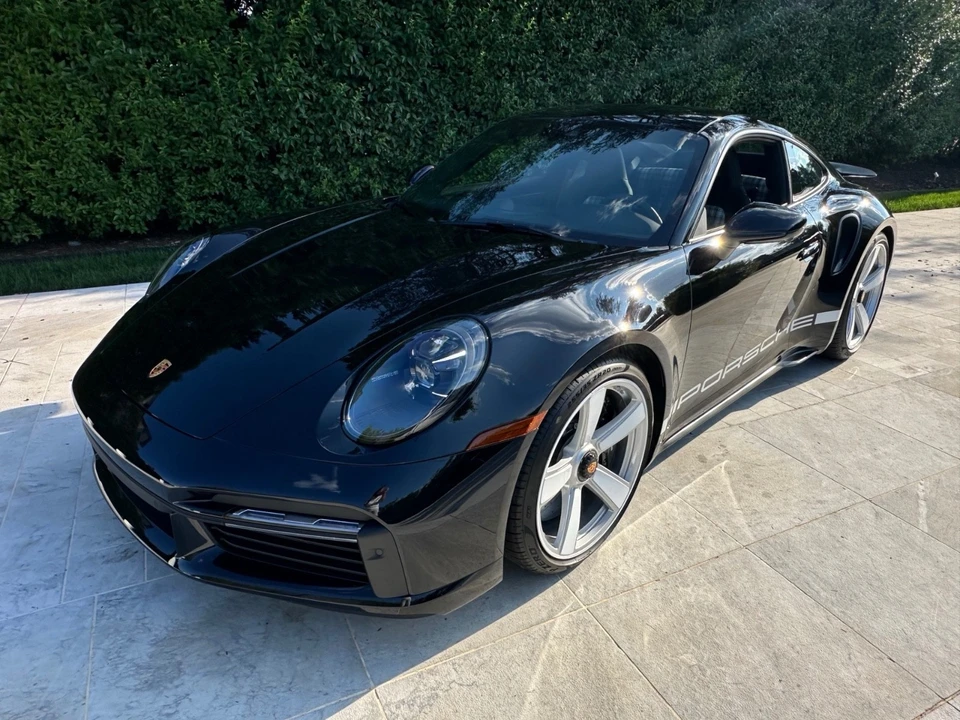 2025 Porsche 992 Turbo - Image 2 of 6