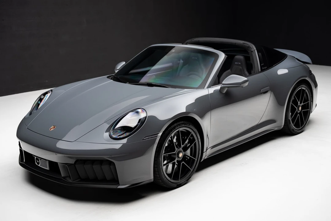 2025 Porsche 992 Targa 4 GTS - Image 7 of 31