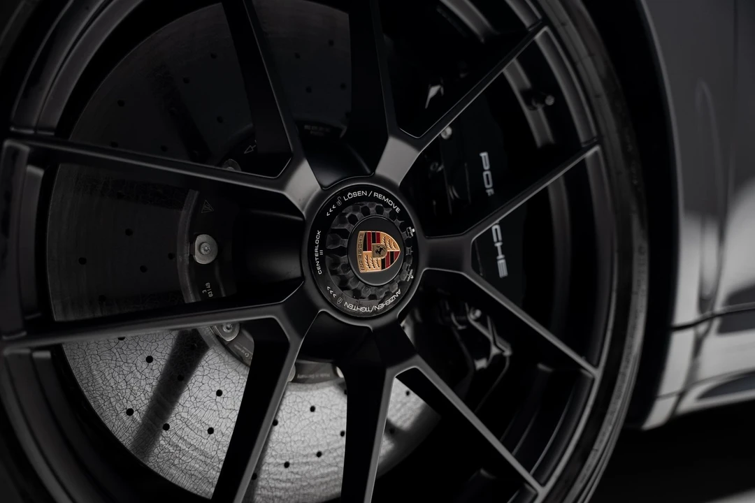 2025 Porsche 992 Targa 4 GTS - Image 24 of 31