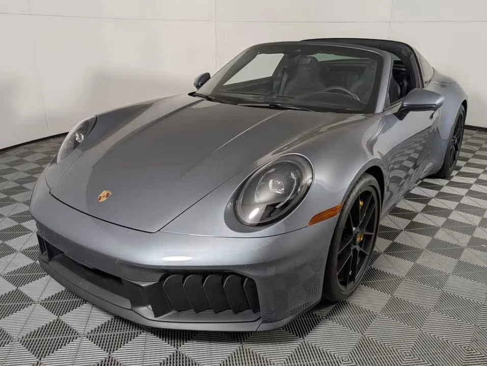2025 Porsche 992 Targa 4 GTS - Image 3 of 21