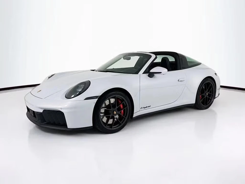 2025 Porsche 992 Targa 4 GTS - Image 4 of 31