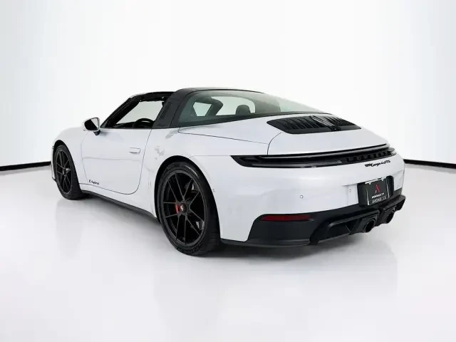 2025 Porsche 992 Targa 4 GTS - Image 22 of 31