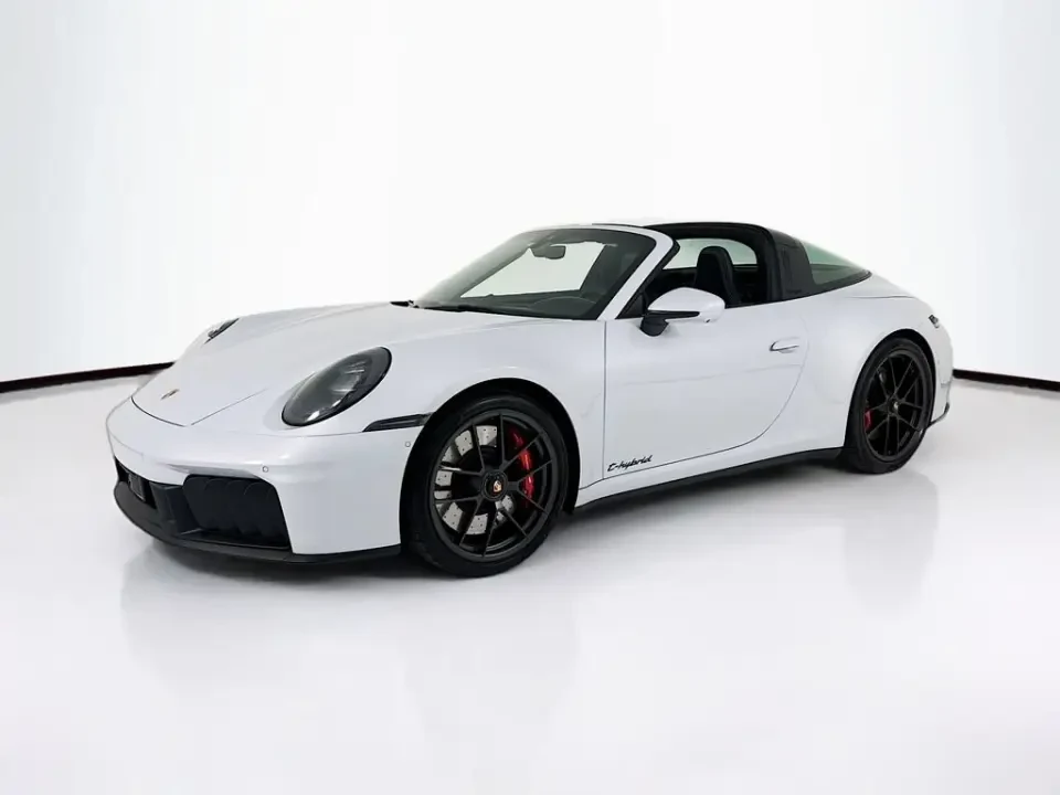 2025 Porsche 992 Targa 4 GTS - Image 7 of 31