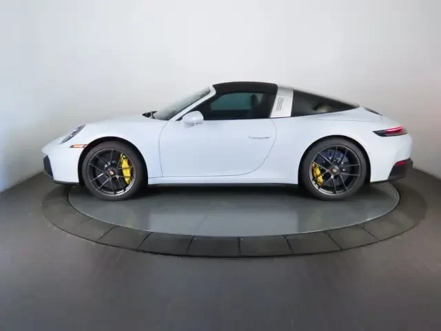 2025 Porsche 992 Targa 4 GTS - Image 14 of 31